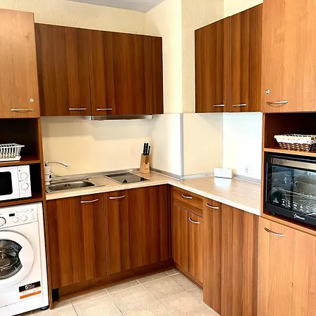 Slope Nest Apartment